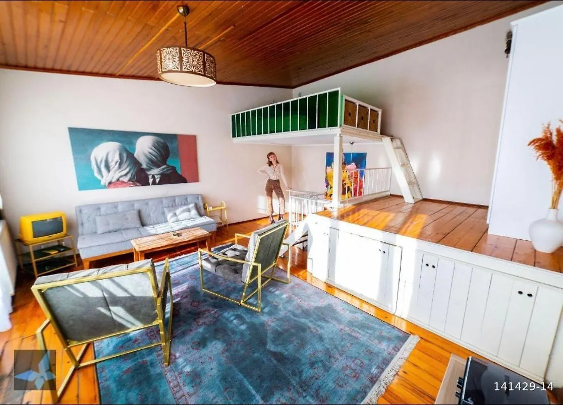 Taksim Funhouse Apartment Istanbul