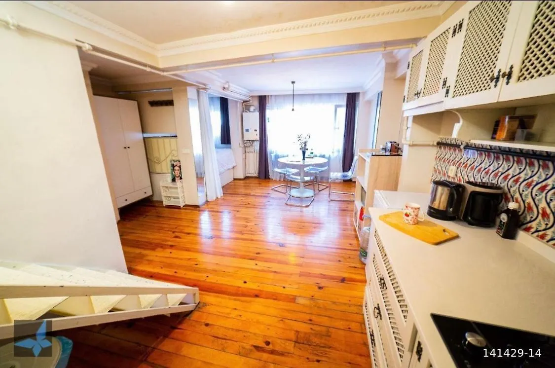 Taksim Funhouse Apartment Istanbul